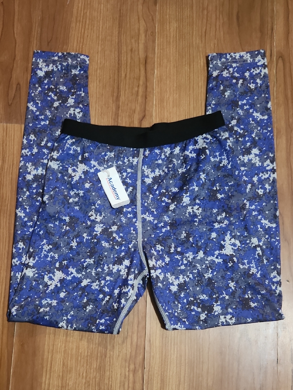 NWT Magellan Outdoors  Baseball Blue Camo Kids Leggings